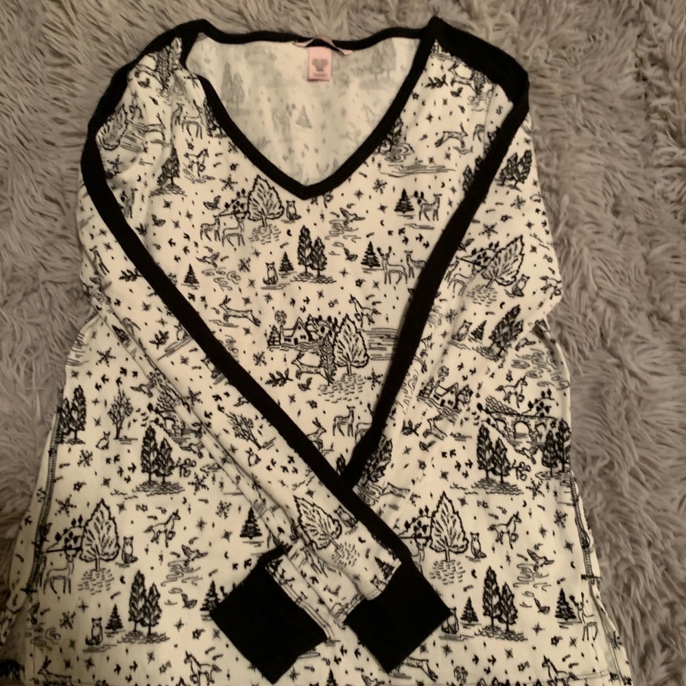 long sleeve christmas/forest tree top